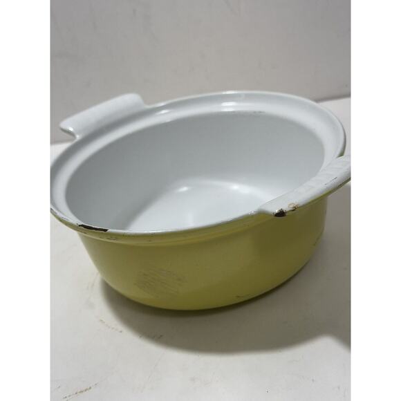 Descoware Casserole Dish Pan Enameled Cast Iron 17B 18 FE Yellow No Lid Belgium - Picture 9 of 10